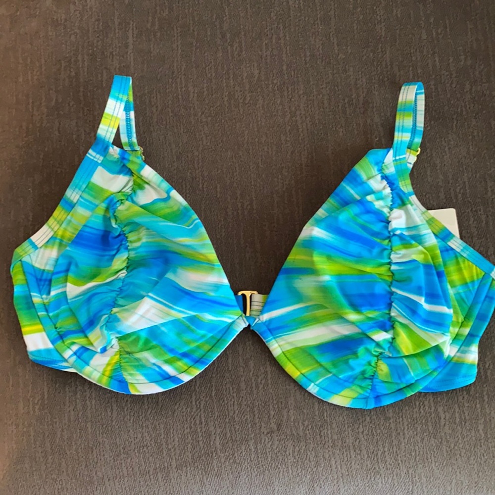NWT! 2Bamboo Blue and Green Bikini Top w Underwire